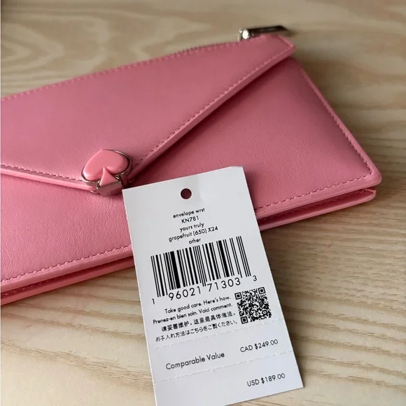 Kate Spade Wallet - Picture 4 of 4